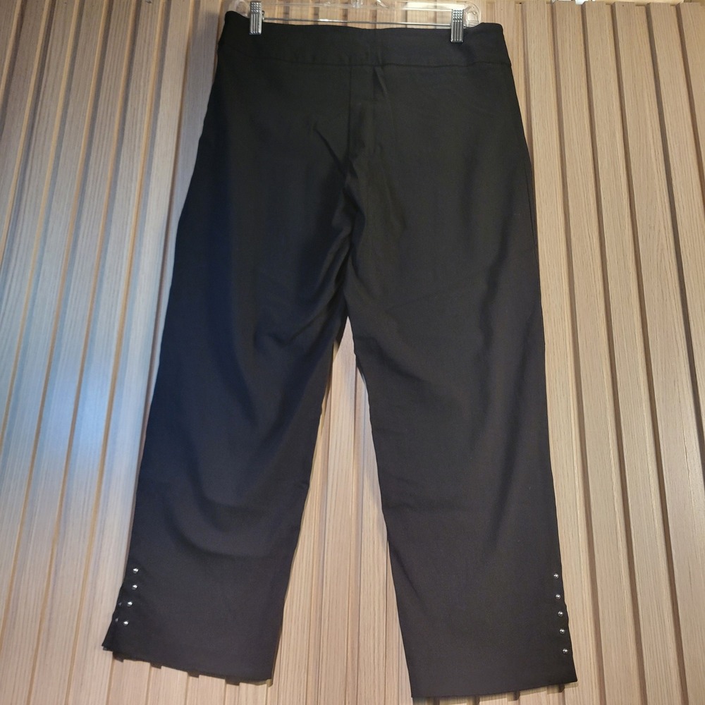 Bella Rose Studded Hem Cropped Pants Women PL Black Excellent Stretch Petite - Picture 2 of 8